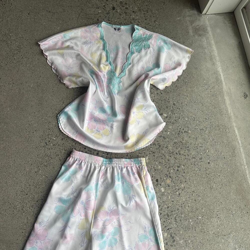 Vintage Women’s Pastel Floral Lounge Set Satin Pajama Set Soft Pink Mint Small - Picture 2 of 3
